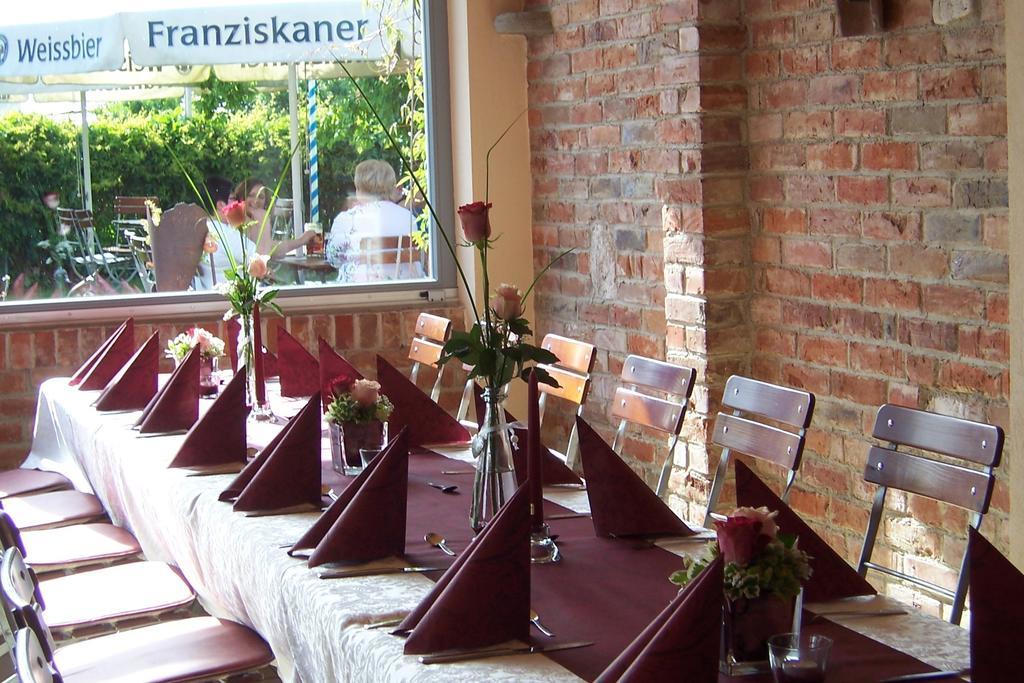 Landhotel Zum Adler Oberbechingen Kültér fotó