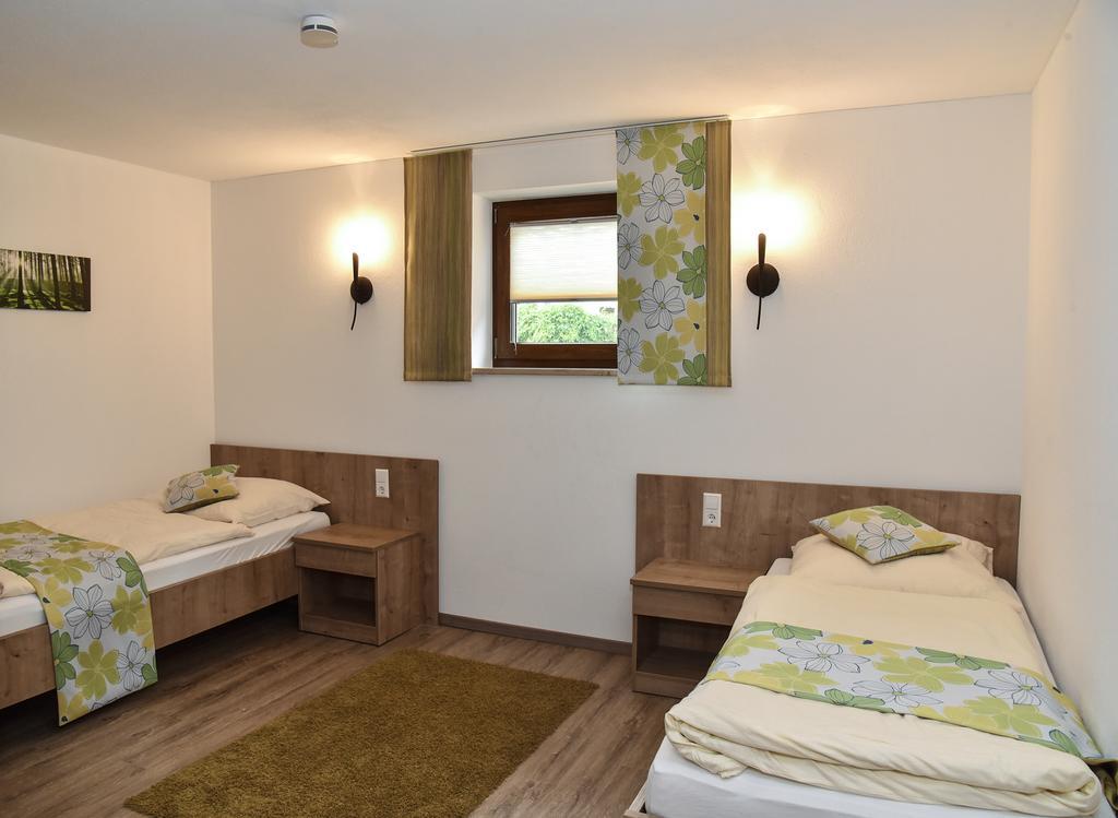 Landhotel Zum Adler Oberbechingen Kültér fotó