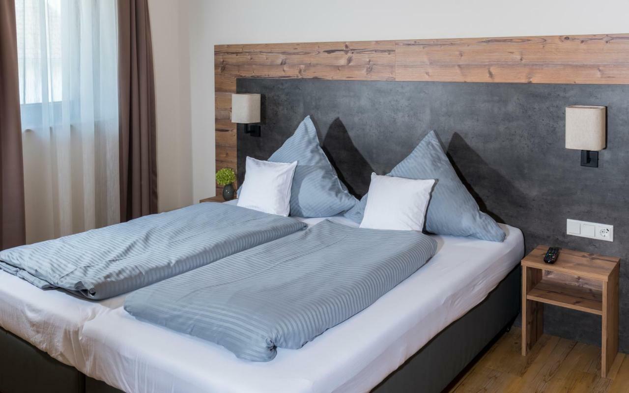 Landhotel Zum Adler Oberbechingen Kültér fotó